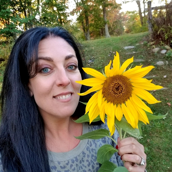 Meet your Posher, Jennifer - Picture 10 of 11